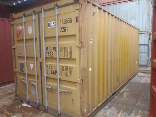 Wind and watertight economy grade shipping containers